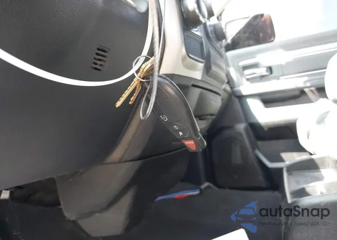 2019 Ram 1500 Classic Big Horn 4X2 6'4 Box из США, поврежденный, VIN 1C6RR6TT2KS585376